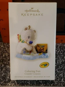 Hallmark Andenken Ornament Crayola Buntstifte Färbung Spaß Bär Weihnachten 2008 - Bild 1 von 10