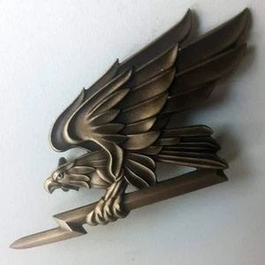 UKRAINE ARMY WAR 2022-2025 beret hat badge pin cockade - Aviation - Picture 1 of 1