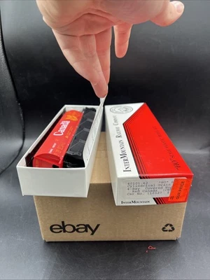 InterMountain Railway HO Kit #40101-62 Cylindrical Grain Car - CNWX #110327 - Image 1 of 3