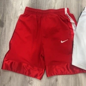 Nike Kids BASKETBALL Red shorts boys size Large YOUTH - Picture 1 of 3