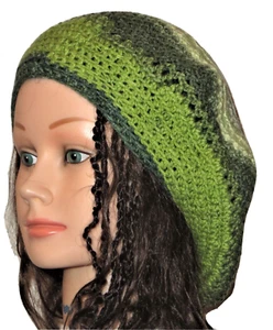 Nuevo gorro holgado hecho a mano de ganchillo verde talla M (22 pulgadas de circunferencia) - Imagen 1 de 6