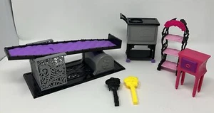 Muñecas Mattel Monster High Varios Muebles Lote Mixto, Accesorios - Imagen 1 de 2