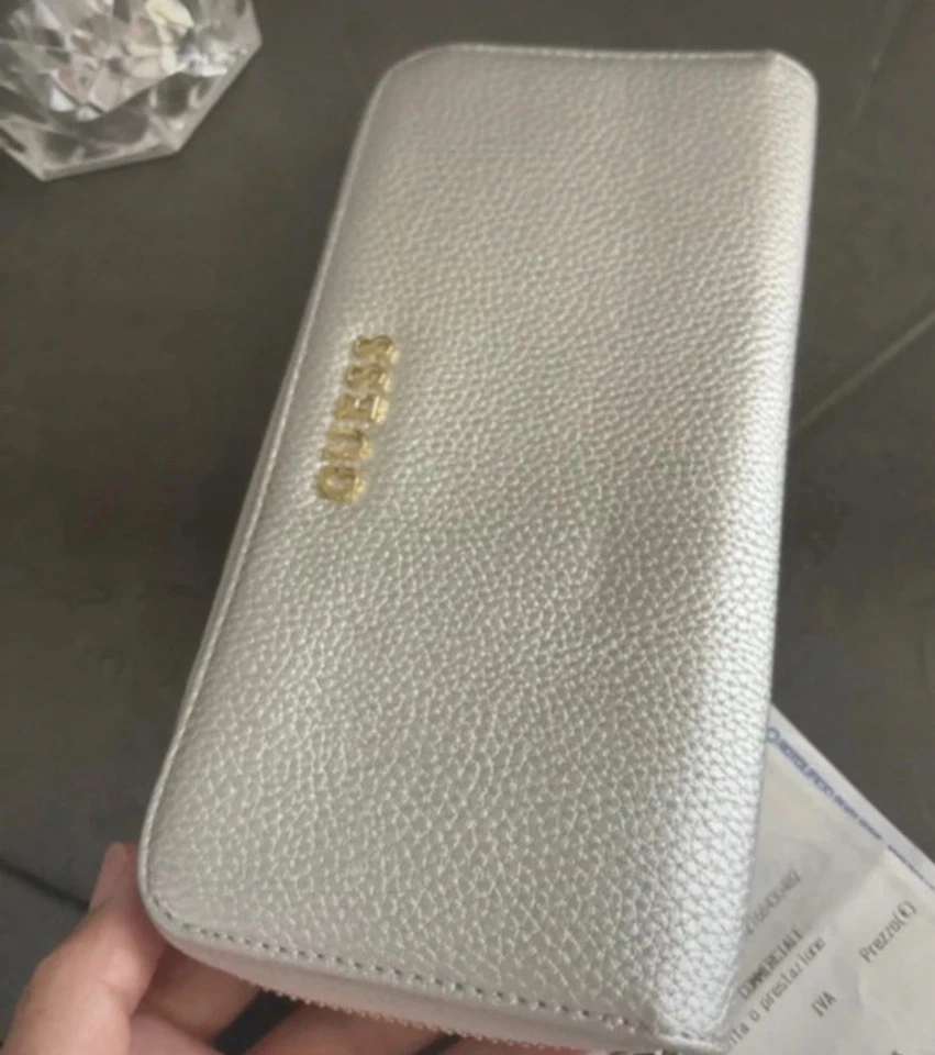portafoglio guess donna - Immagine 1 di 4