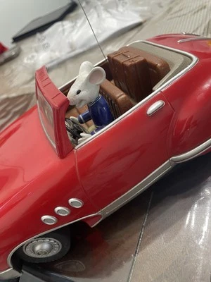 Vintage Stuart Little RC Car (Radio Shack, ) with remote works  - Image 1 of 4