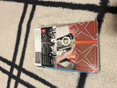 Adobe Photoshop Elements 12 Windows / Mac OS CD Rom With Manual/Key Serial - Image 1 of 4