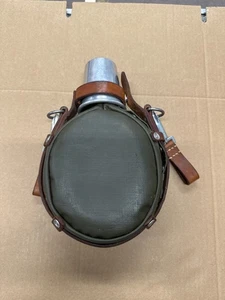 Swiss vintage flask, of army medics - Picture 1 of 7