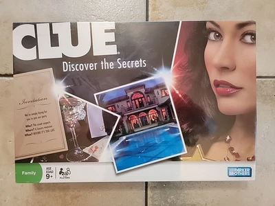 CLUE Discover the Secrets Family Board Game Mystery 2008 Parker Brothers New Sea - Image 1 of 2