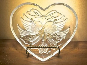 Lovely Gorham Crystal Heart Shaped Dish 2 Cardinals Design 6.5L x 7W x H2" - Picture 1 of 5