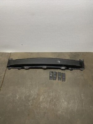 Refuerzo de parachoques trasero para Hyundai Accent 2009-2011 sedán fibra de vidrio imprimado Foto 1 de 4