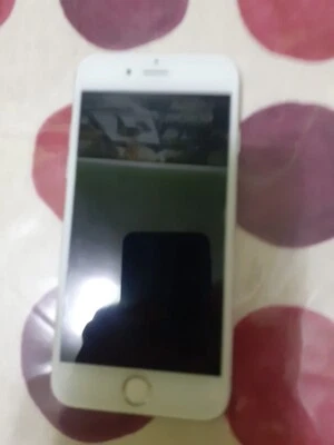 Apple iPhone 6s - 32GB - Argento (Sbloccato) - Immagine 1 di 3