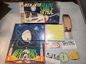 1960 Milton Bradely Men into Space board game - Nice! Vintage Space Sci-fi Game