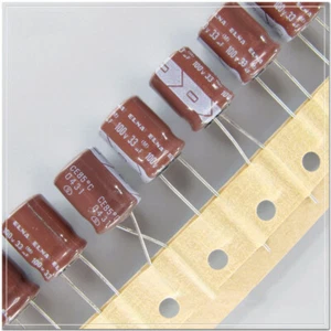 ELNA RA2 series 33uF/100V33uF fever audio electrolytic capacitor 10X12.5mm 85℃ - Picture 1 of 3