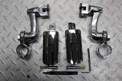 Harley-Davidson Softail Fatboy 2005 reposapiés delanteros cromados para carretera (nuevos) Foto 1 de 4