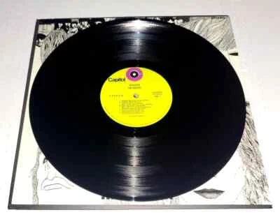 *NM* THE BEATLES 'REVOLVER' CAPITOL ST 8-2576 ORIGINAL 1969 CAPITOL RECORD CLUB - Image 1 of 4
