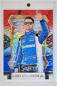 2017 Panini Select - #46 Ricky Stenhouse Jr - Nascar -Red-White-Blue Pulsar /299 - Picture 1 of 4