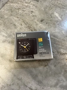 ¡NUEVO! Reloj despertador Braun 4786 AB 313 VSL control por voz viaje mundial RARO - Imagen 1 de 9
