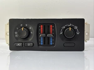 2002-2009 Silverado 1500 Climate AC Heat Switch Temperature Control 15832313 - Picture 1 of 6