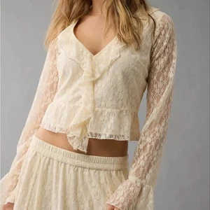 American Eagle Lace Bell Sleeve Ruffle Top Sheer Sleeve Large NWT Peasant - Picture 1 of 5