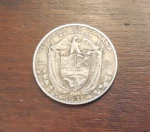 1947 ~ Panama ~Un Decimo ~ Silver Coin ~ KM#10.1 - Picture 1 of 2