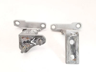 Juego de bisagras traseras izquierda Infiniti M30d 3.0 V6 175kw 2012 puerta A070017  Foto 1 de 4