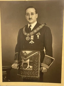 1938 District Deputy Grand Master Freemason GLQ 8” x 10” Masonic Apron photo - Picture 1 of 11