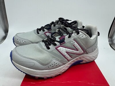 NEW BALANCE WOMEN'S 410 V8 TRAIL RUNNING SHOE GREY BLUE SIZE 9.5 WIDE - Image 1 of 4