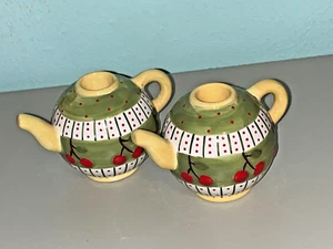 1998 ENESCO  MARY ENGELBREIT TEAPOT CANDLE HOLDERS, YELLOW / GREEN W CHERRIES - Picture 1 of 7