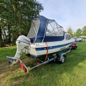 Motorkajütboot Aqualine 515 mit Zubehör und TRAILER - Bild 1 von 11