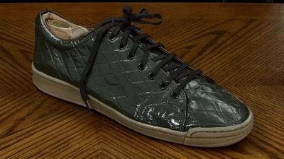 Zapatillas deportivas para hombre John Fluevog verde oliva charol talla 13 Foto 1 de 4