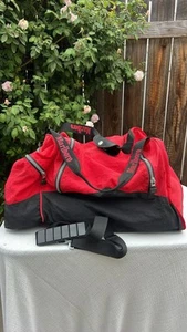 Vintage Marlboro Unlimited Gear Duffle Bag Red 1990s Shoulder Strap NWTs - Picture 1 of 24