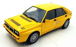 Kyosho 1/18 Scale Diecast 13625A - Lancia Delta HF Intergrale - Yellow - Picture 1 of 5