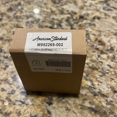 Kit de montagem de batata American Standard 1-1/2 polegadas válvula de descarga de acoplamento M952269-002  - Imagem 1 de 3