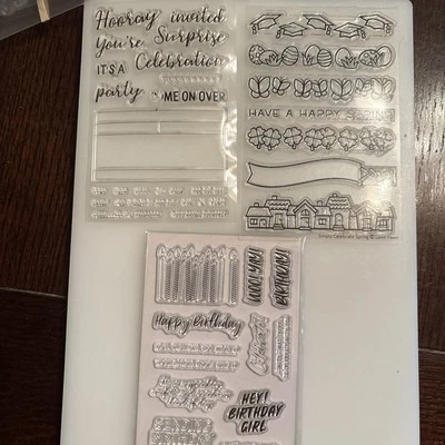 Tres juegos de estampillas transparentes para hacer tarjetas sin usar. Fronteras de primavera, cumpleaños Foto 1 de 4
