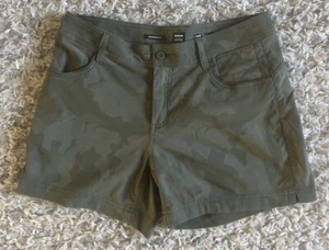 prAna Halle Shorts II Damen Größe 10/05 grün Tarnmuster Standard Passform Wandern Outdoor - Bild 1 von 11