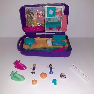 Polly Pocket Suitcase Compact Set Beach Vibes + Accessories Dolls Jet Skis - Picture 1 of 6