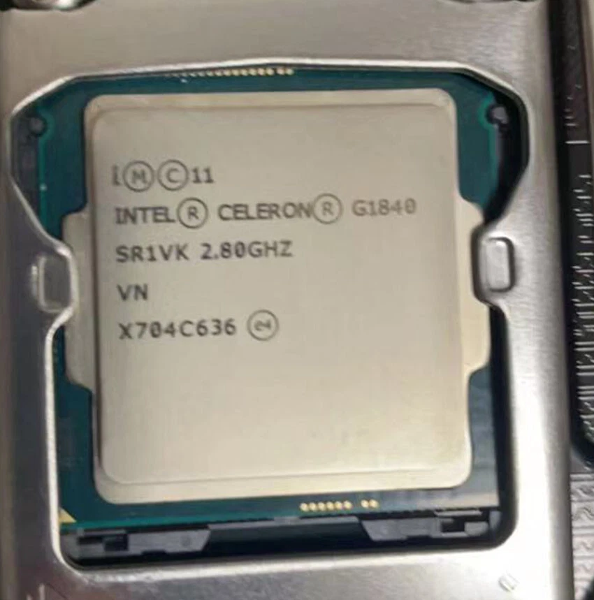 Intel Celeron g1840 CPU processor 2.8ghz/5 GT/s (SR 1 VK) LGA 1150 socket h3 - Image 1 of 2