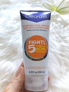 clearasil fights 5