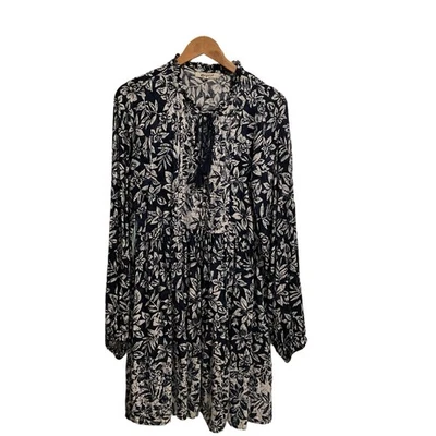 Vestido Rip Curl Estampado Floral Borla Corbata Cuello Talla M Manga Larga Azul/Blanco Foto 1 de 4