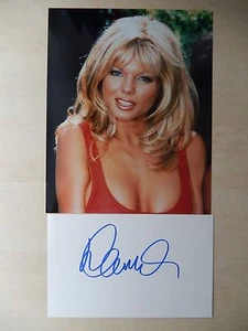 Tarjeta índice autografiada por Donna D'Errico de 8" X 5" con fotografía de 8" X 10" - Imagen 1 de 3