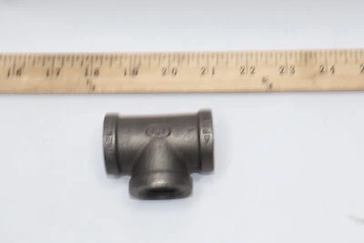 Tee Pipe Fitting Carbon Steel 1" NPT - Image 1 of 3