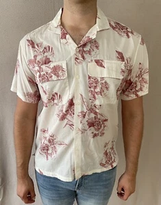 Abercrombie & Fitch Size L Short Sleeve Button Up White & Pink Floral Print NWT - Picture 1 of 11