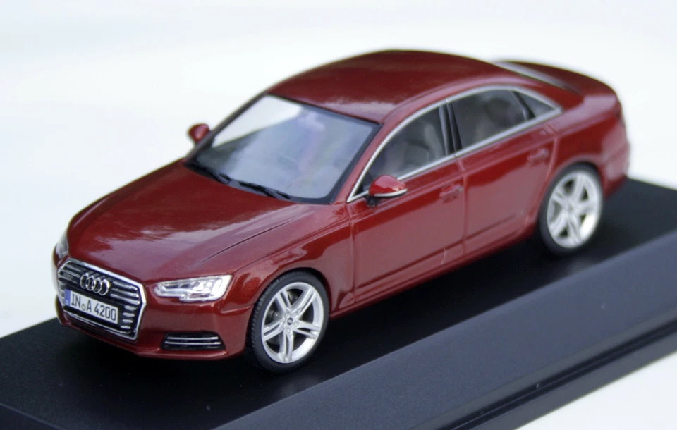 Aud12 Car 1/43 Spark AUDI A4 Matador Red