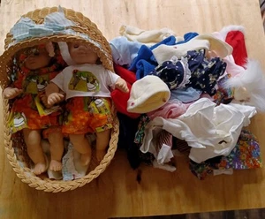 American Girl 2002 Pleasant Company Bitty Baby Twins Dolls Blonde Outfits Basket - Picture 1 of 19