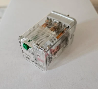 KUHNKE / UF3F-24VDCN Relay Plug In Relay **NEW** - Image 1 of 4
