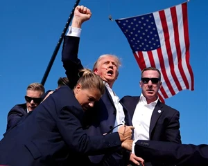 Attempted Assassination Donald Trump 8 x 10 Print Photograph Picture Photo - Picture 1 of 3