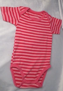 Carter’s One Piece Bodysuit Pink Striped Infant Girls Size 9 Month T-Shirt Snap - Picture 1 of 3
