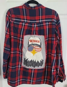 "MERICA" Upcycling Damen Top XL klassisches Flanell Button Down Hemd patriotisch  - Bild 1 von 9