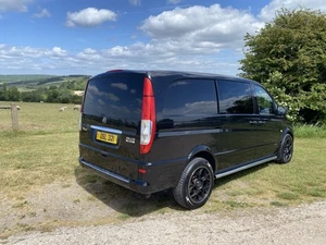Mercedes Vito Dualiner - Picture 1 of 24