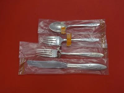 Awakening by Towle Plata de Ley Tamaño Regular Ajuste(s) Lugar(s) 4 piezas Nuevo Foto 1 de 4