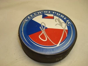Martin Havlat Signed Team Czech Republic Hockey Puck Autographed 1A - Picture 1 of 2